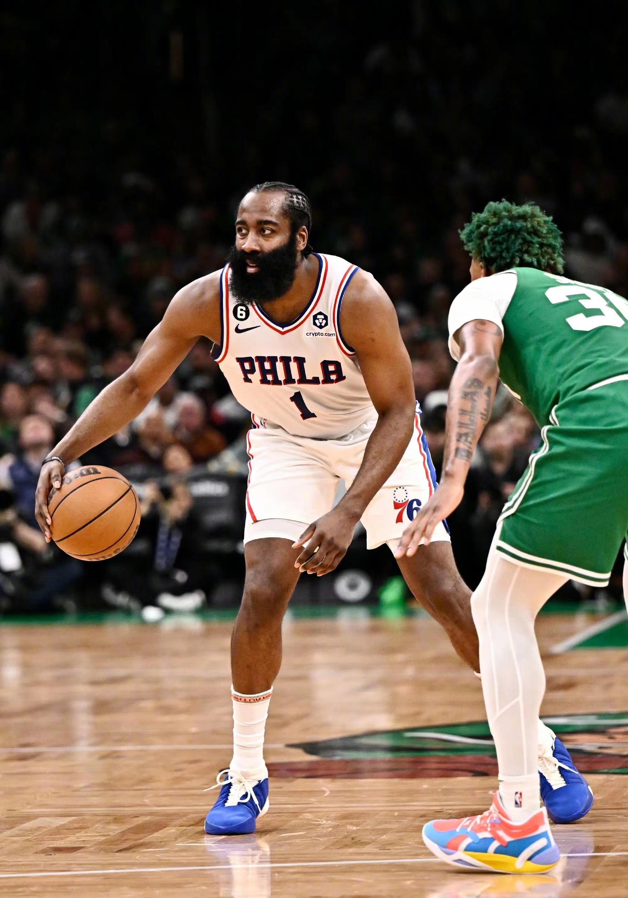 76人球星三分绝杀，全场观众热烈欢呼，运行国家控制.的简单介绍-爱游戏娱乐